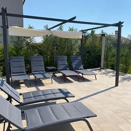 Tt Villa